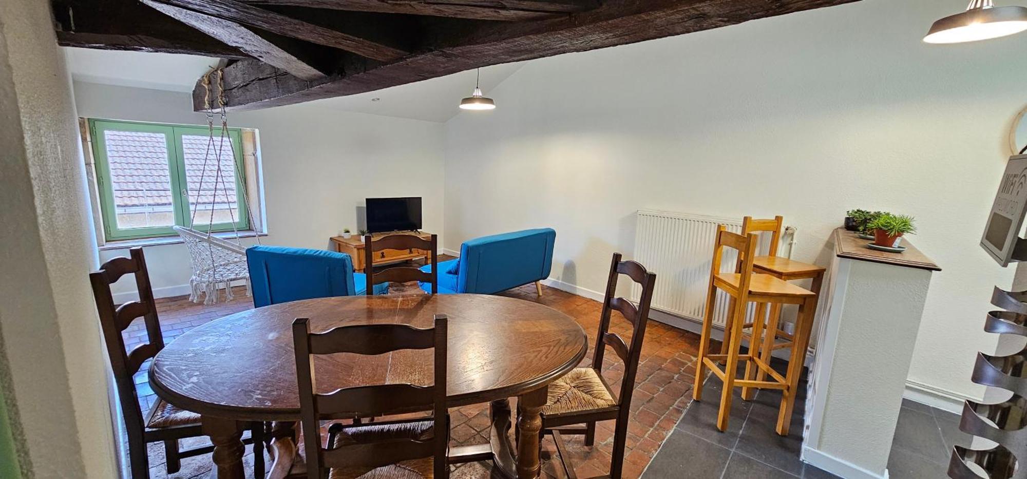 Le Petit Grenette Apartment Charlieu Екстериор снимка